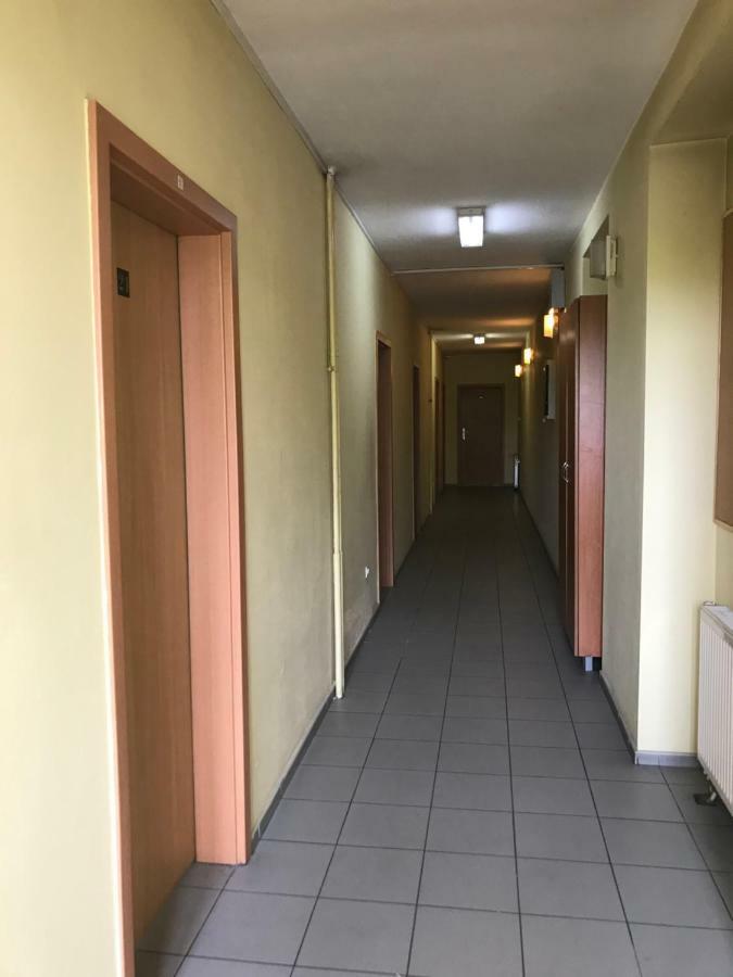 Clarus Mons Studio Vandrarhem Częstochowa Exteriör bild